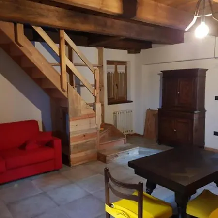 Alpstuga Villaggio Borgomaira La Genzianella