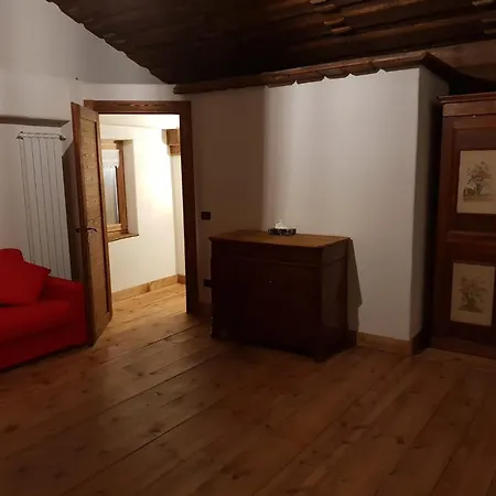 Alpstuga Villaggio Borgomaira La Genzianella *