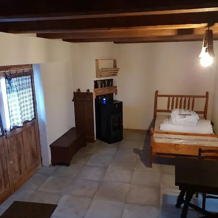 Villaggio Borgomaira La Genzianella Alpstuga *
